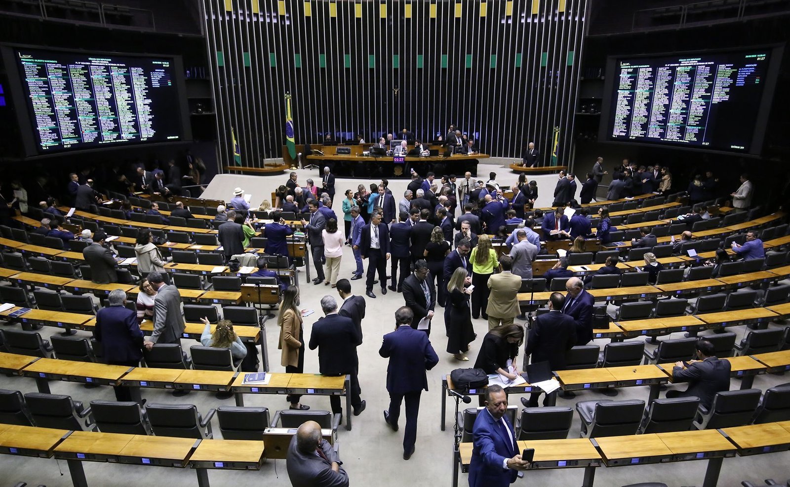 Justiça dos EUA manda intimar Moraes no caso Trump Media e Rumble